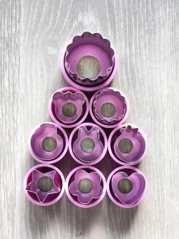 Lot de 9 emportes pièce vert neufs