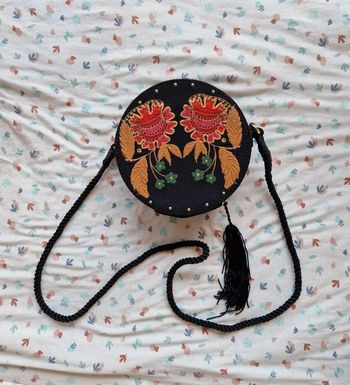 Pochette ronde cuir Hipanema