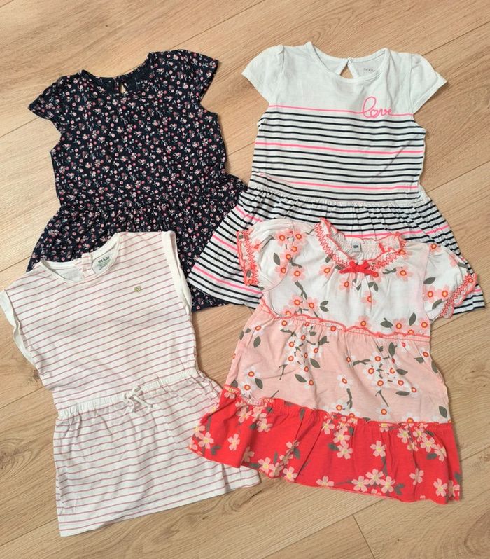 Lot de 4 robes légères été - Pat & Ripaton / Kiabi - 18 mois