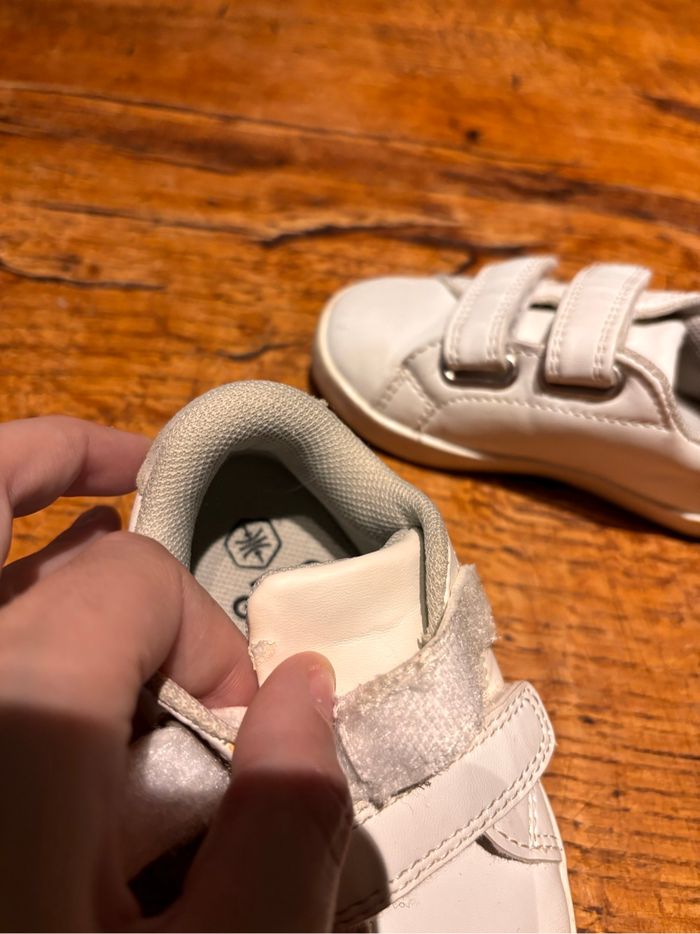 Chaussures blanches baskets enfant taille 21 - photo numéro 6