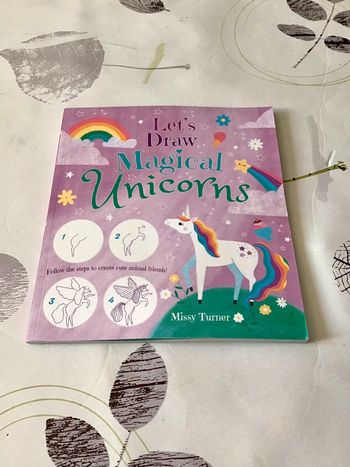 Livre apprends à dessiner Magical Unicorn