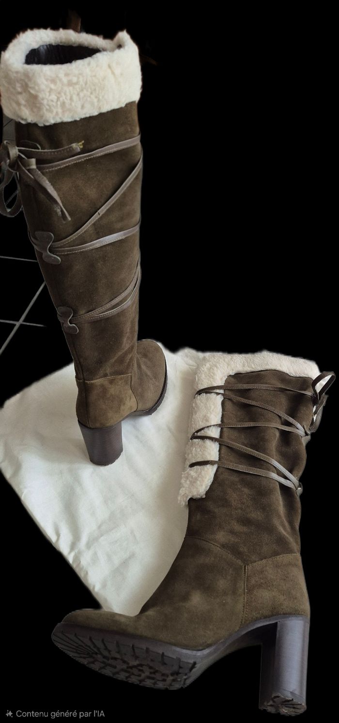 Bottes cuir détails moumoute