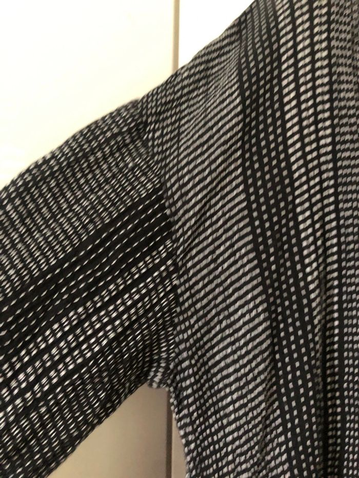 Tunique légère . Oversize Taille 46/48 - photo numéro 5