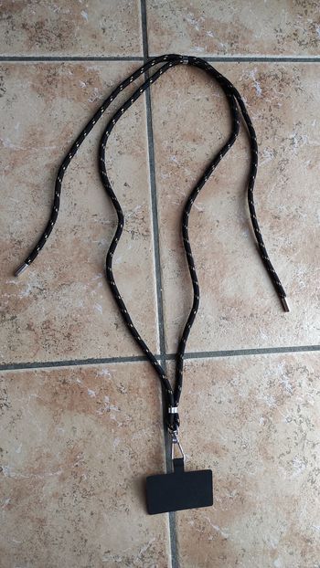 Tour de cou téléphone