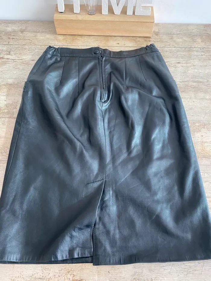 Jupe en cuir vintage - photo numéro 3