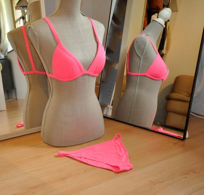 H&M bikini rose fluo t.34/XS tb état - photo numéro 2