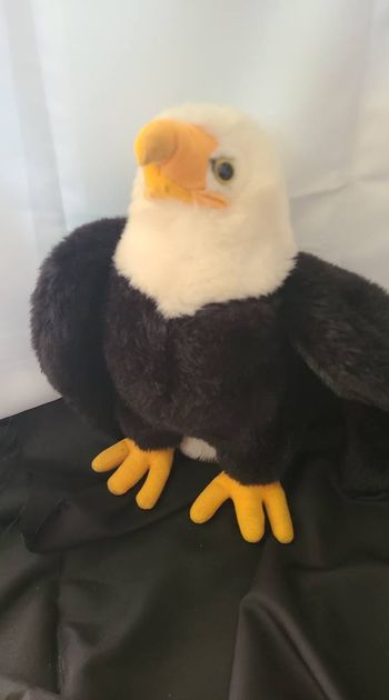 peluche aigle parc beauval