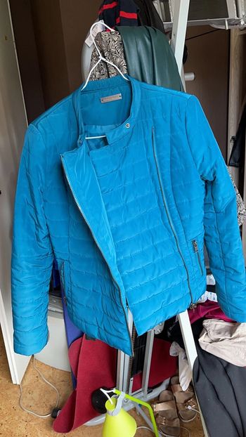 Jolie doudoune grain de malice taille 36