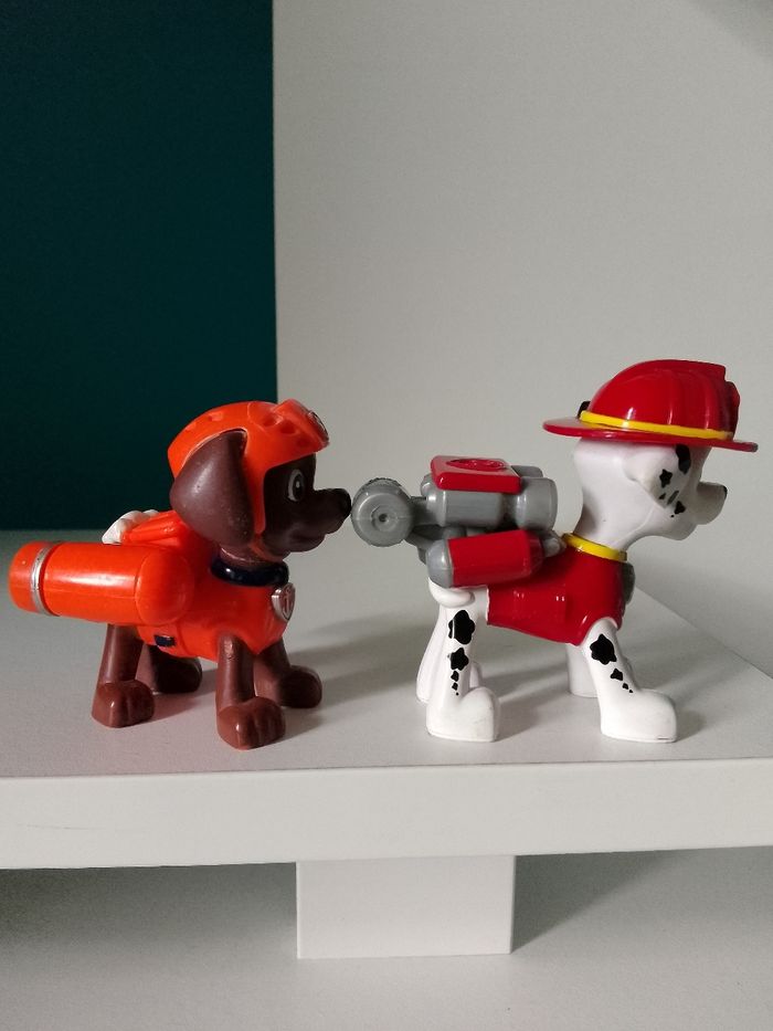 4 figurines d'action - photo numéro 4