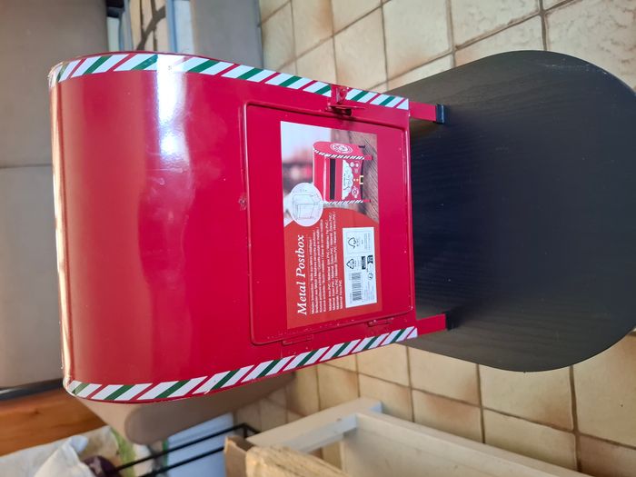 Boite aux lettres du père NOEL neuve - photo numéro 4