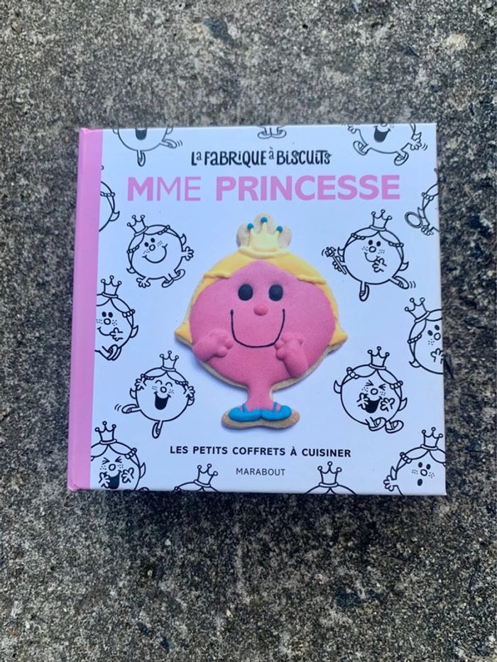 La Fabrique à Biscuits de Mme Princesse – Livre d’activités gourmandes