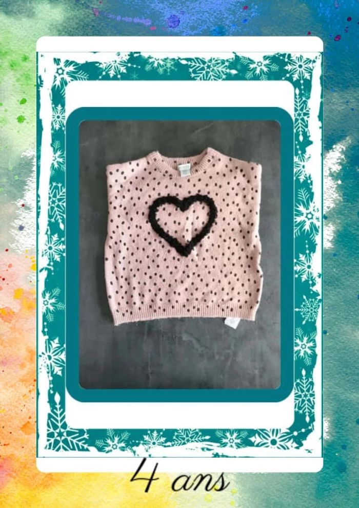 pull avec coeur en sequin- primark / 4 ans