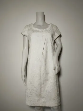 Robe épaisse aspect gaufré taille 40 1.2.3