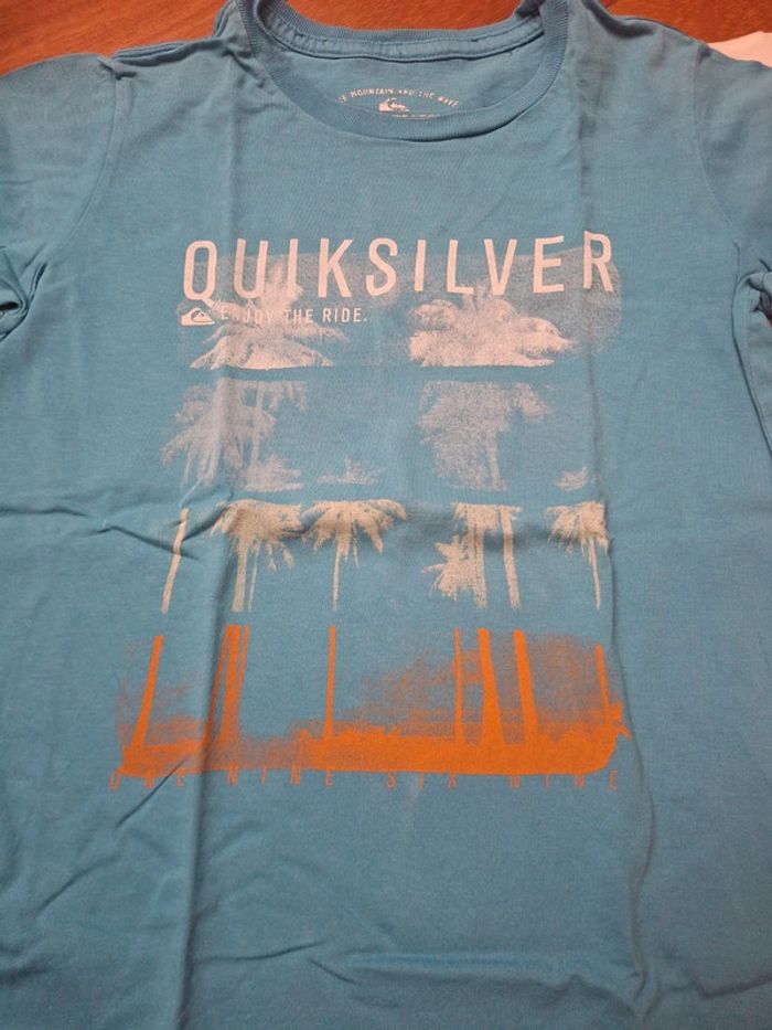 Lot 2 T-shirts - photo numéro 2