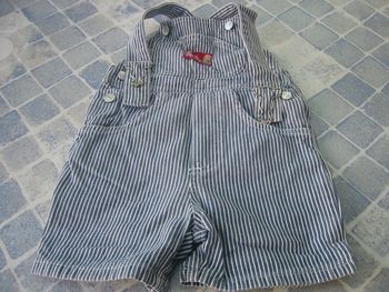 salopette courte taille 12 mois