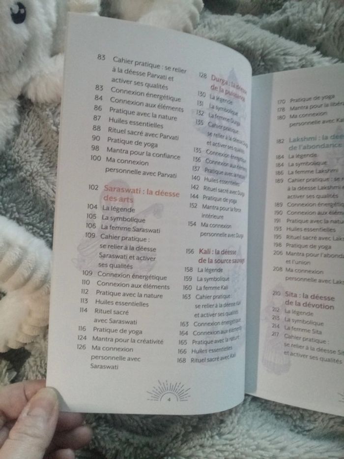 Livre yoga et rituels des 9 déesses - photo numéro 6
