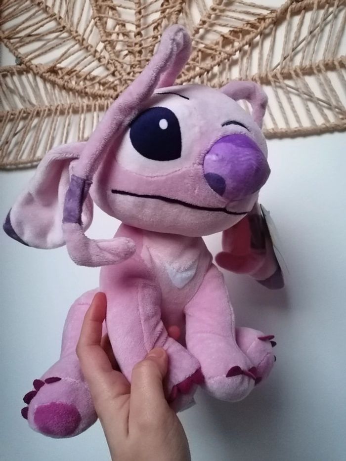 Peluche stitch rose / Angèle / neuve - photo numéro 3