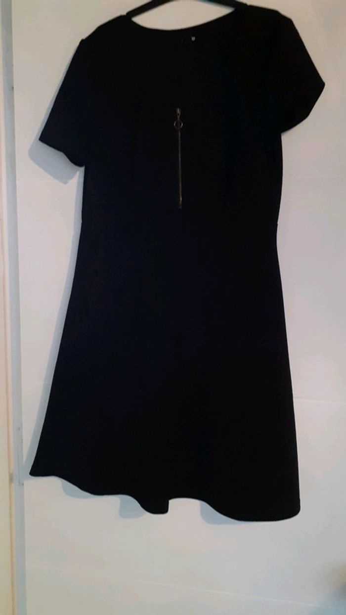 Magnifique robe noire L - photo numéro 2