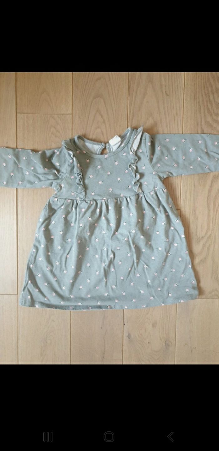 Robe manches longues taille 80