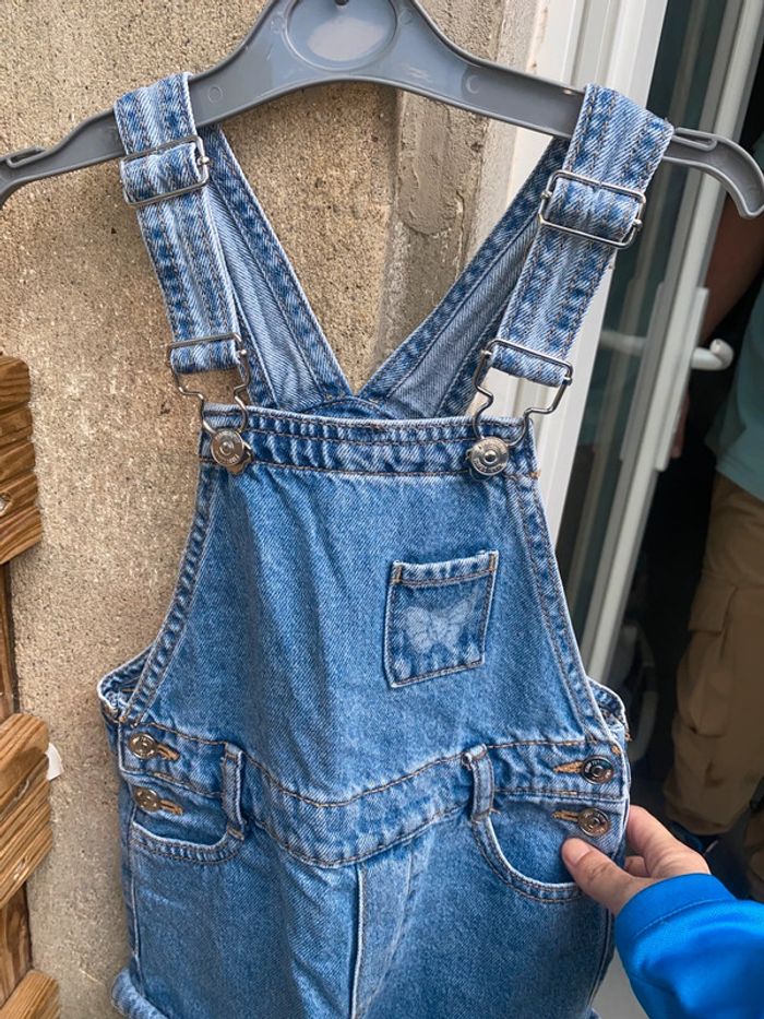 Salopette en jeans - photo numéro 2