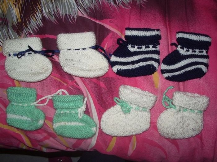 Lot 4 paires de chaussons en laine