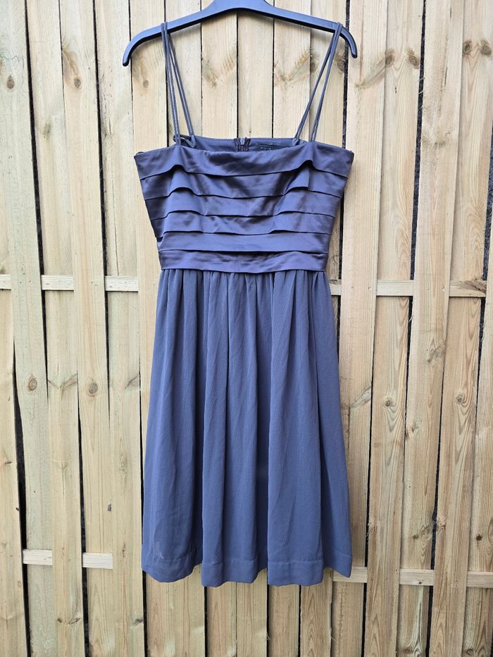 Robe neuve satinée voilage 🍒zara🍒taille 38 non négociable - photo numéro 6