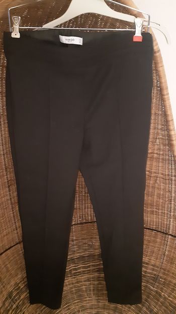 Pantalon noir marque mango fermeture côté t 40