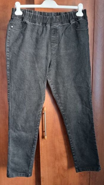 Jean noir gris 46 élastique à la taille