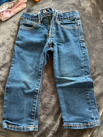 Jean gap 2 ans
