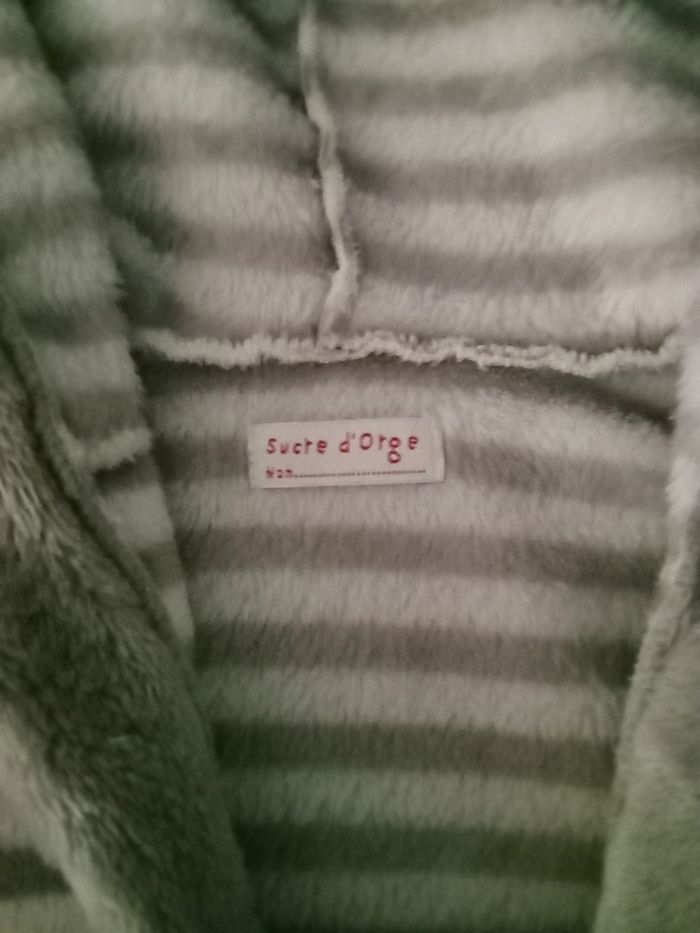 Rode de chambre - photo numéro 3