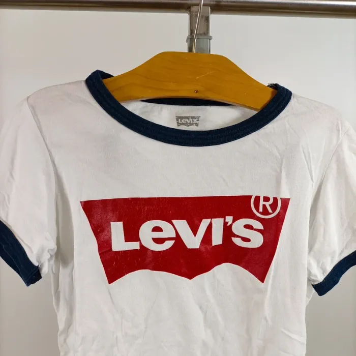 T-shirt Levi's blanc manches courtes coton logo rouge et bordures bleu enfant 8 ans casual A1433 - photo numéro 3
