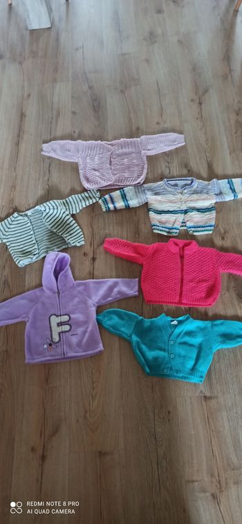 Lot de 6 gilets 12 mois