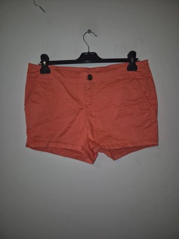 Short Tex woman