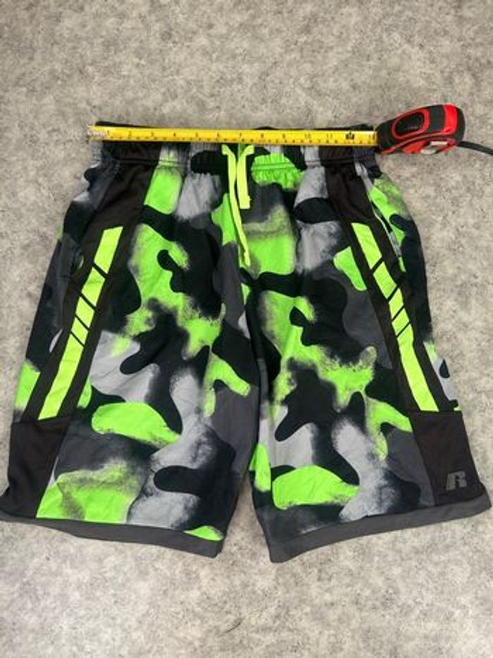 Short Russell XL enfant/14-16 ans camouflage noir & vert fluo - photo numéro 7
