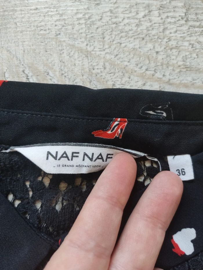 Robe mi-longue manches 3/4 noire et col dentelle motifs rouges et blancs taille 36 Naf Naf - photo numéro 8