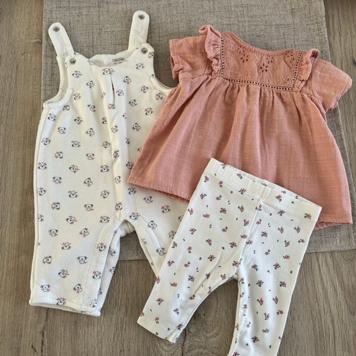 Lot de vêtements fille