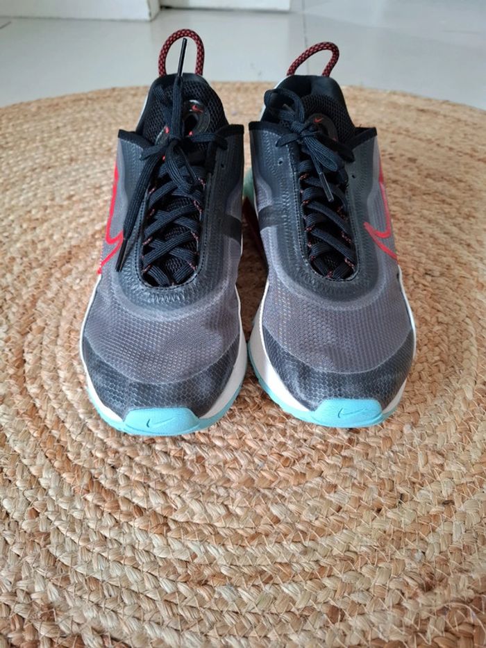 Nike 41 - photo numéro 2