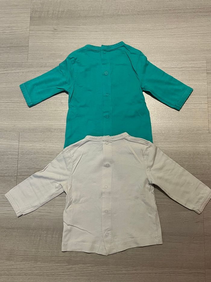 Lot de 2 t-shirts trop chaud et petit cœur 6M - photo numéro 3