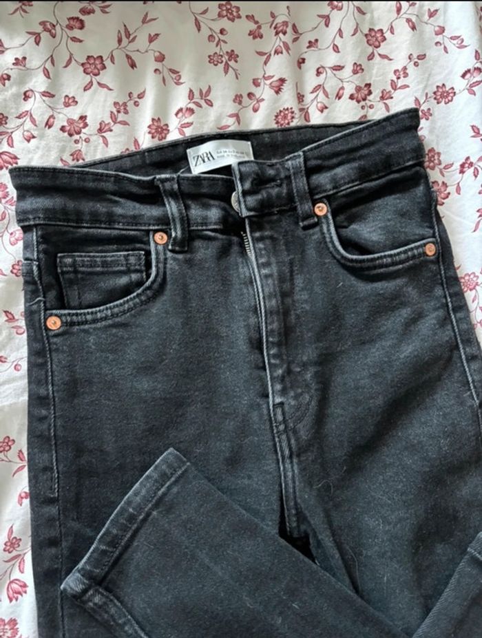 Jean taille haute noir zara - photo numéro 2