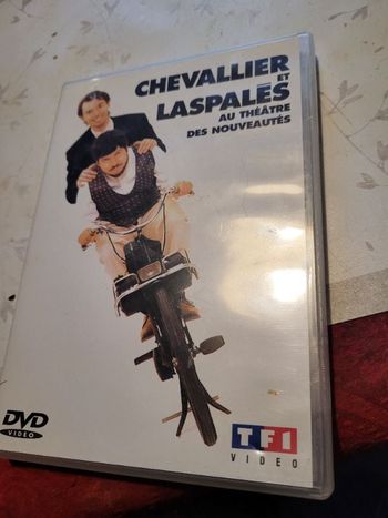 Chevalier et Laspales au théâtre des nouveautes