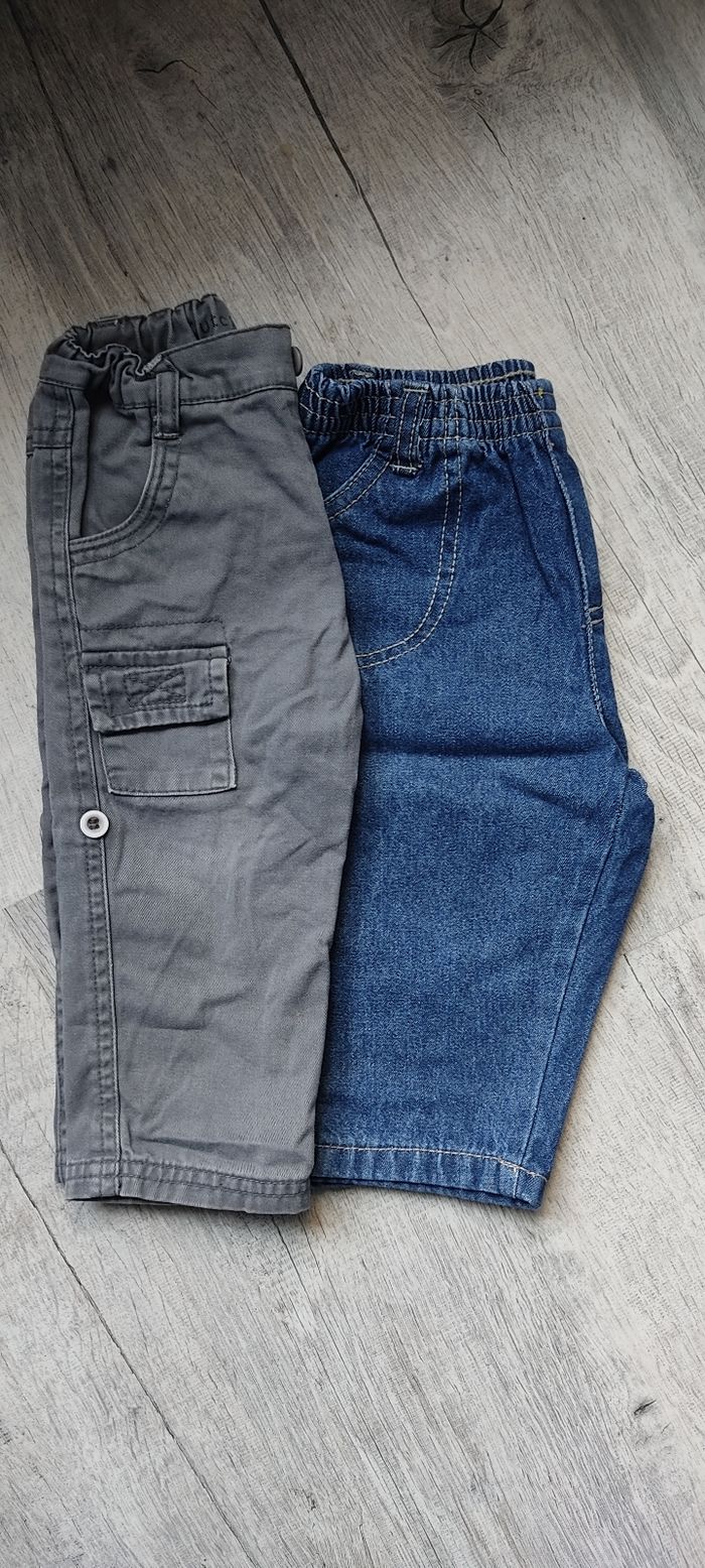 Lot 2 pantalons 12 mois