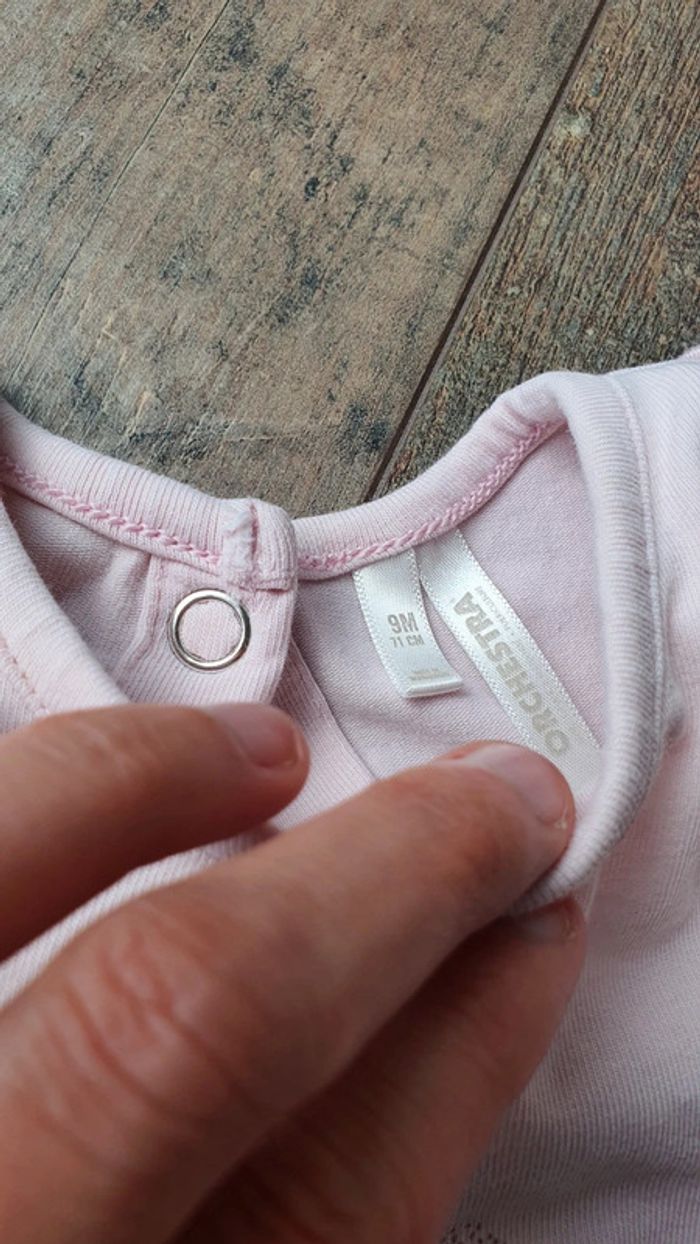 T-shirt orchestra 9 mois en très bon état 👌 - photo numéro 3