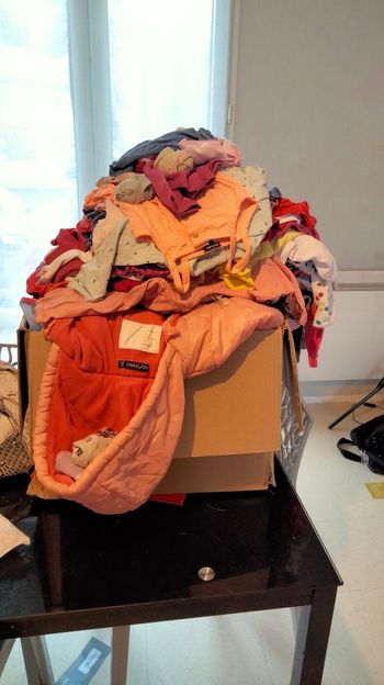 Lot de vêtements fille