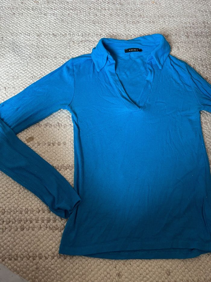 Pull léger col V taille m - photo numéro 2