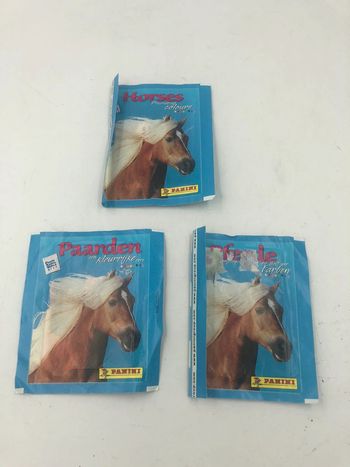 Lot de 3 paquets de Stickers Panini sur les chevaux Neuf