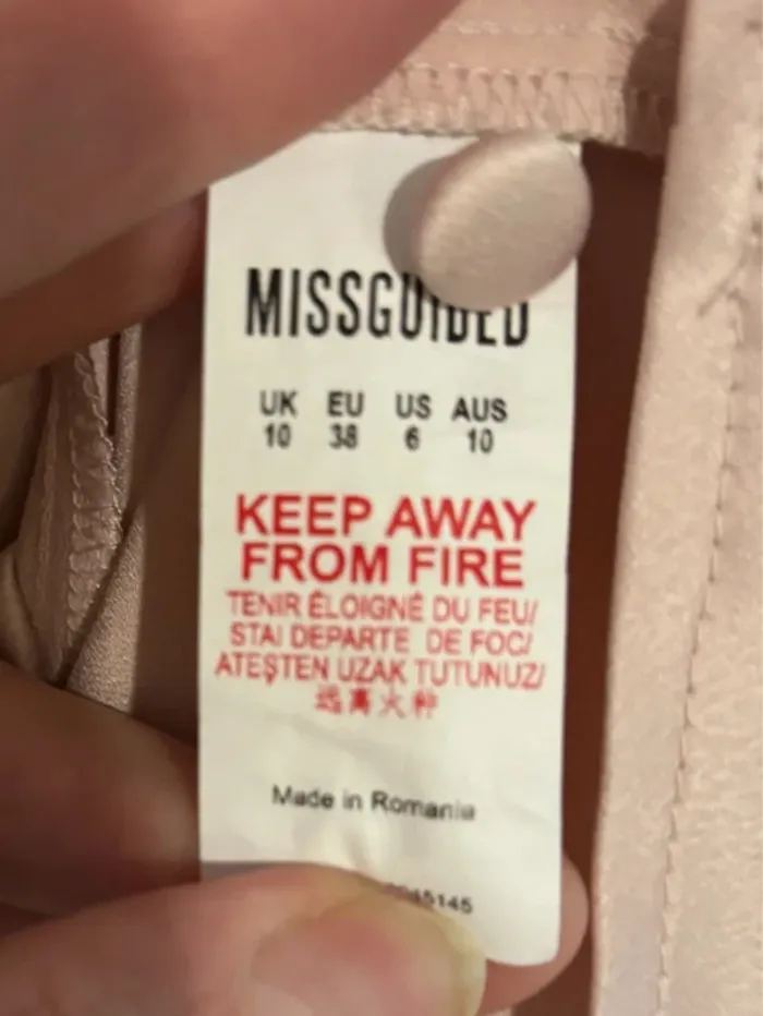 Robe courte nude satinée Missguided – Taille 38 - photo numéro 14