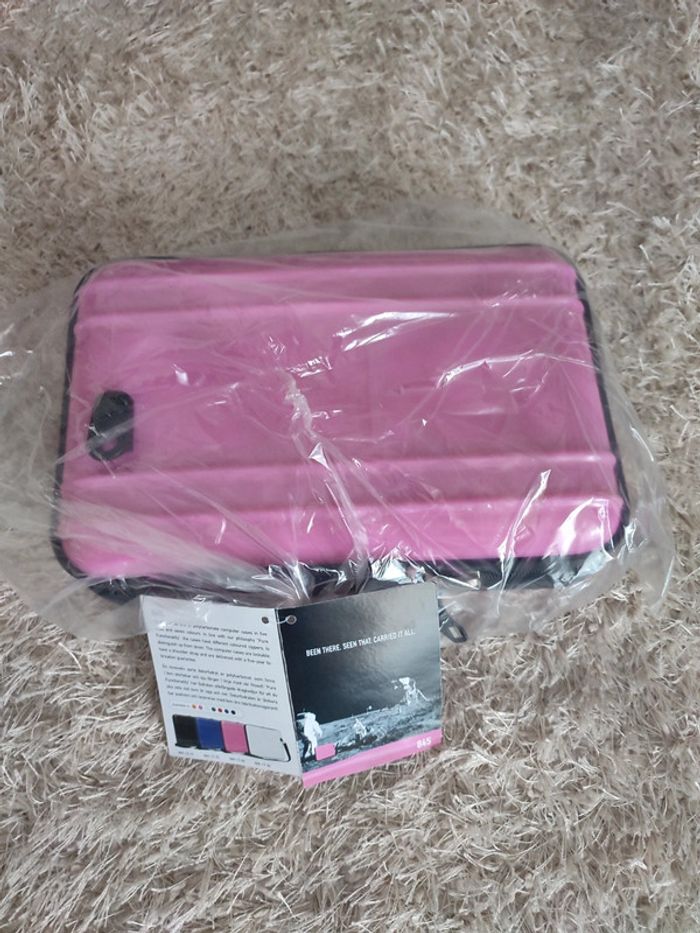 Pochette rigide ordinateur taille 10 - photo numéro 7