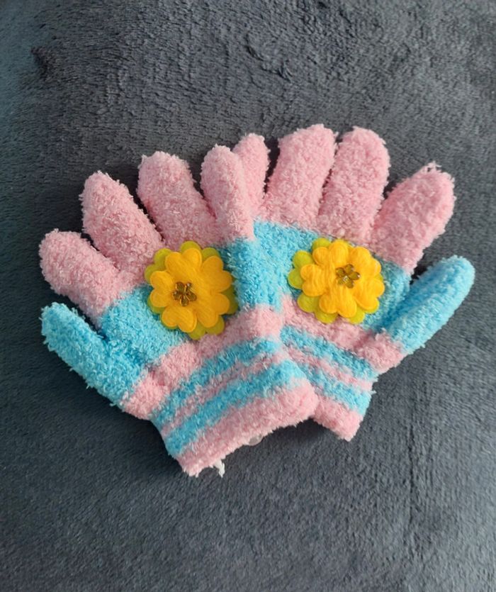 Gant bébé enfant neuf