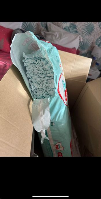 Couches pampers pants premium protection