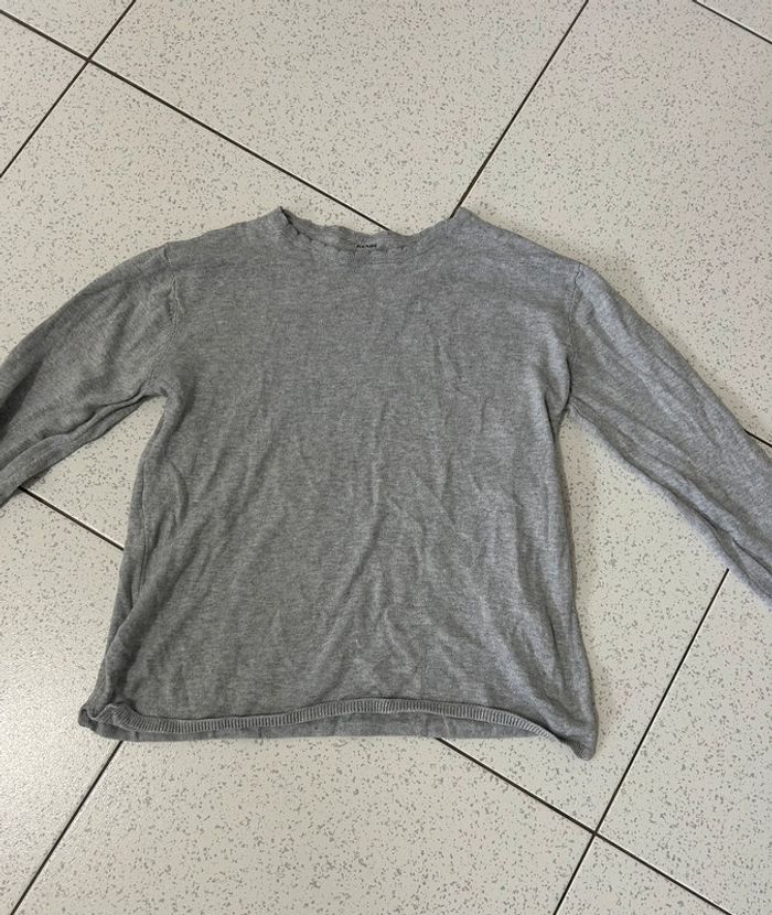 Pull gris - photo numéro 2